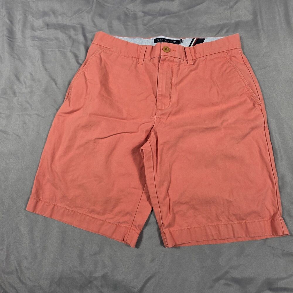 Tommy Hilfiger Men's Chino Shorts Size 32 Classic Fit Coral Salmon Color Preppy